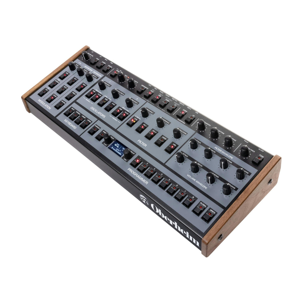 Oberheim OB-X8 Desktop Module - Packshot 3
